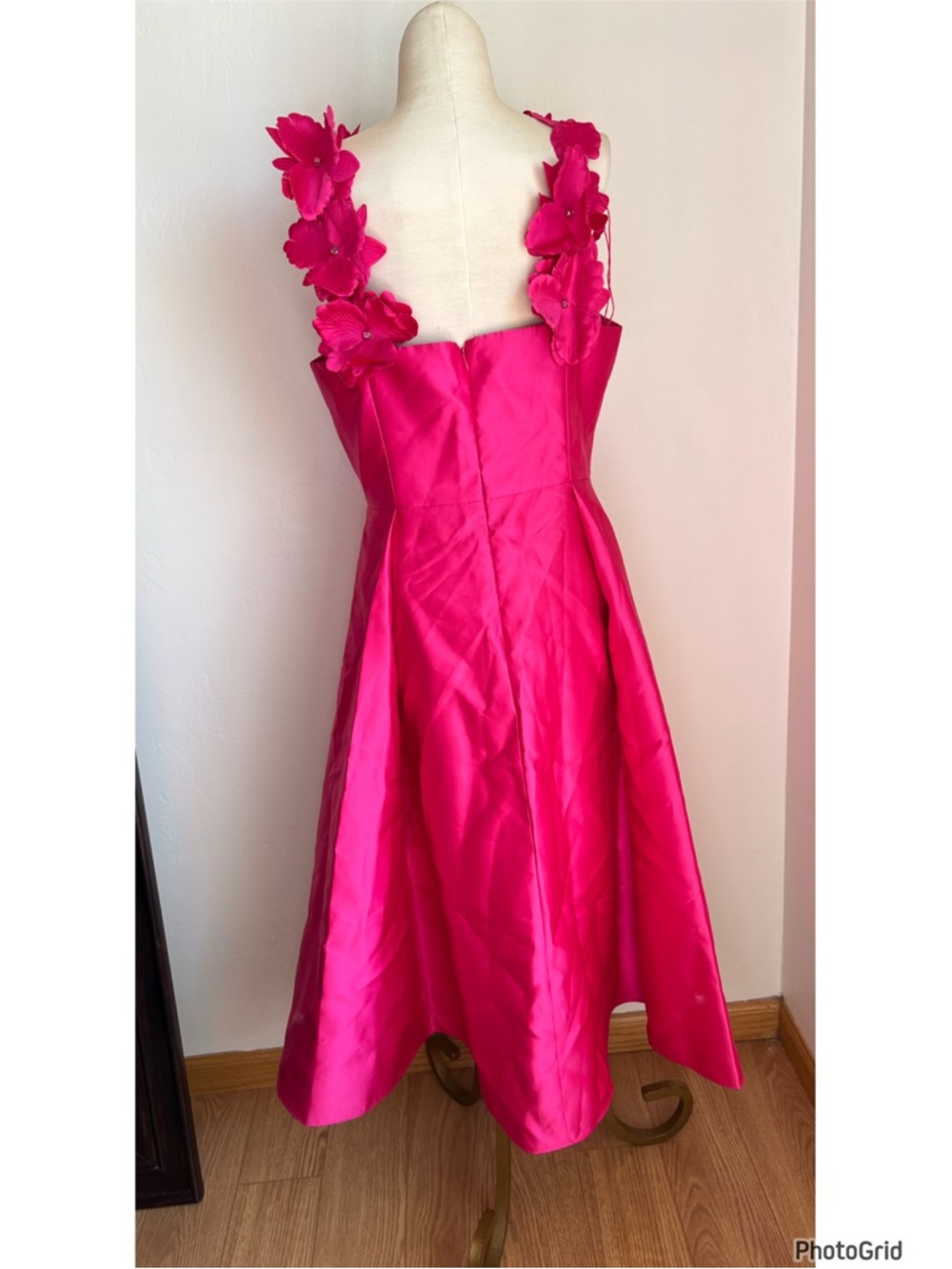 Adrianna Papell Hot Pink Floral Appliqué Dress Size 12 - Picture 3 of 6
